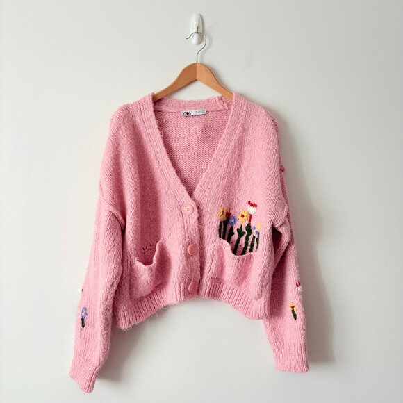 Zara Floral Fuzzy Chunky Knit Cardigan Sweater Pink Size Large - Picture 3 of 8